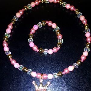 Handmade bracelet and necklace set